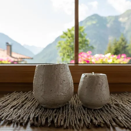 Alpfee Lechtal * Bach (Tyrol)